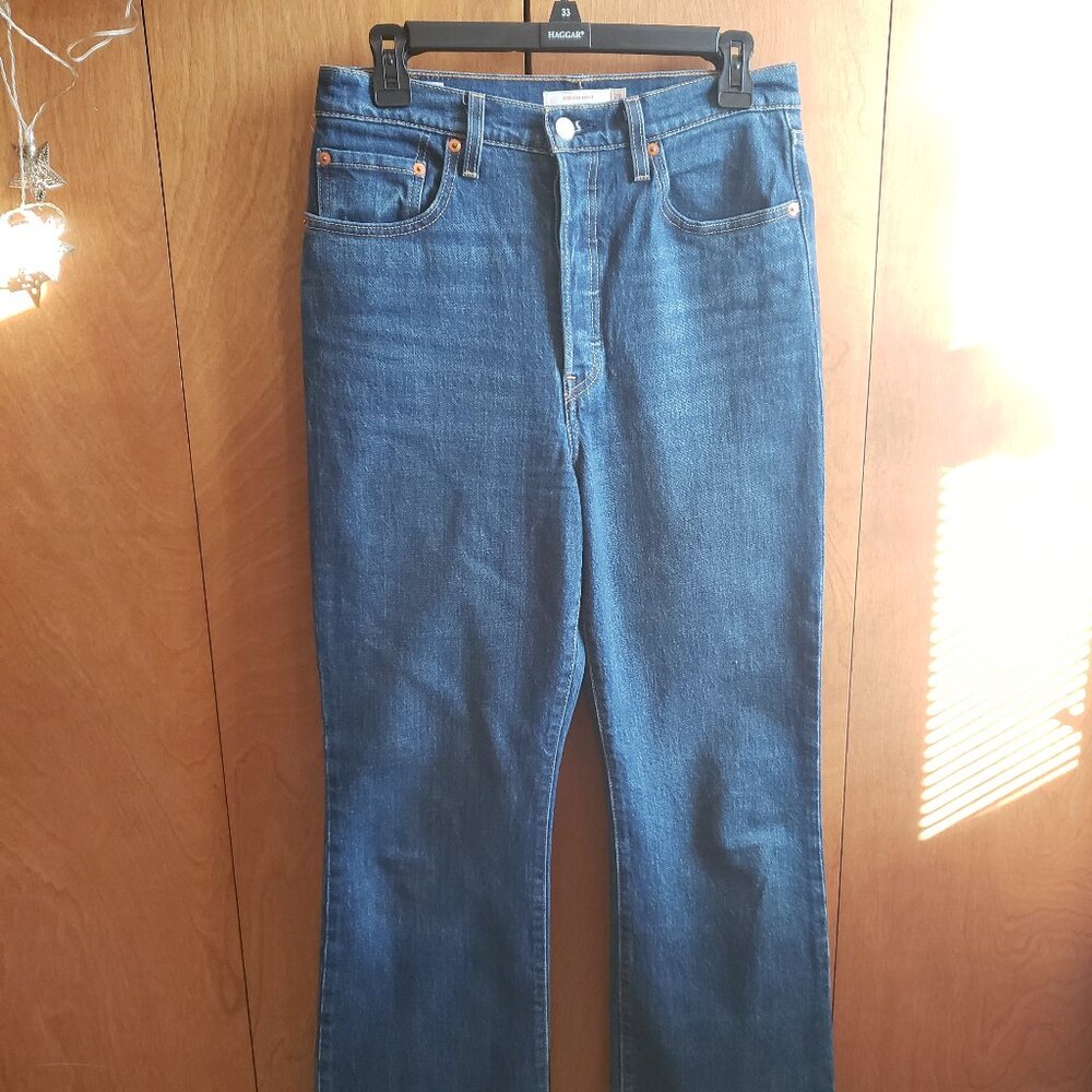 Levi Ribcage Bootcut Jeans 28